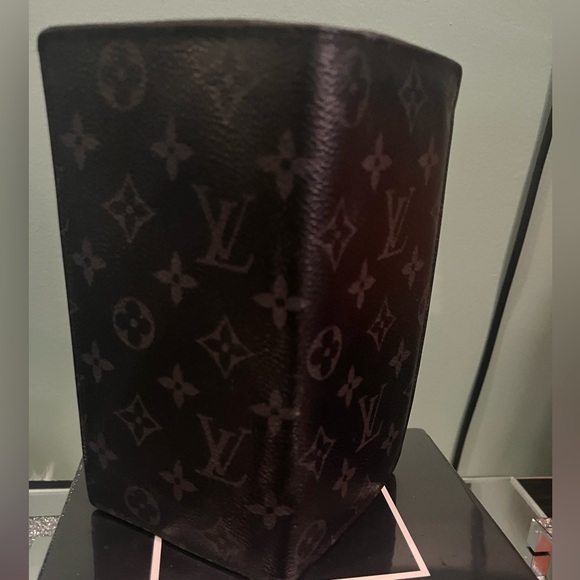 Louis Vuitton Monogram Eclipse Brazza Long Bifold Wallet - Picture 11 of 12